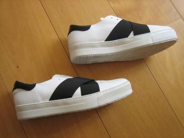 Nieuw! Sportieve wit leren sneakers SPM maat 41-42 snazzeys beschikbaar voor biedingen