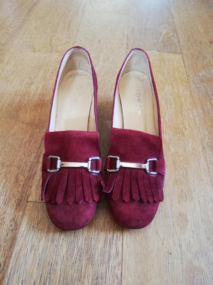 Mooie wijnrode suede schoen van het merk Jonak, maat 40, Kleding | Dames, Schoenen, Zo goed als nieuw, Sneakers of Gympen, Blauw