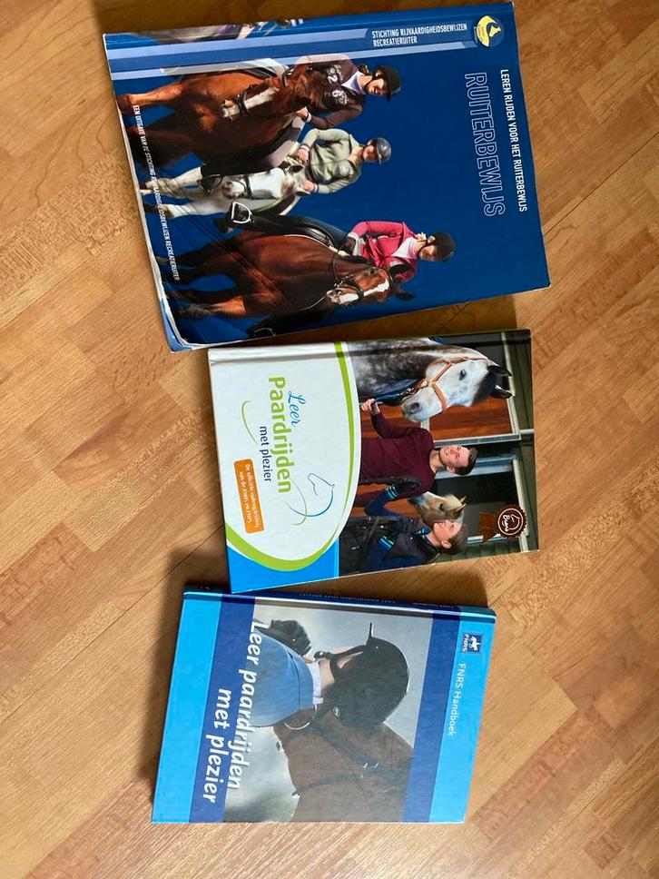 Informatieboeken Paardrijden, Boeken, Hobby en Vrije tijd, Gelezen, Overige onderwerpen, Ophalen