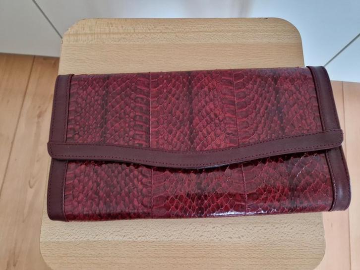 Envelop tas vintage rood slangenprint leer, Sieraden, Tassen en Uiterlijk, Tassen | Damestassen, Nieuw, Avondtasje, Rood, Ophalen of Verzenden