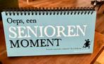 Kadoboekje Oeps een seniorenmoment, Huis en Inrichting, Woonaccessoires | Tekstborden en Spreuken, Ophalen, Zo goed als nieuw
