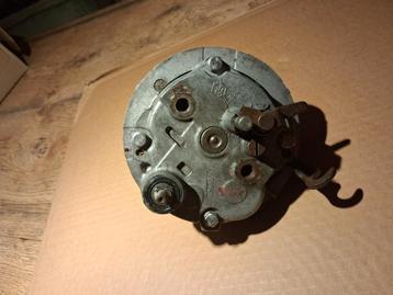 Achterklok voor edwin beschikbaar voor biedingen