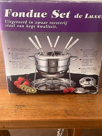 Luxe Fondueset voor 12 personen niet gebruikt beschikbaar voor biedingen