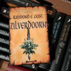 Raymond E. Feist - Reeksen De Saga Van...., Boeken, Ophalen of Verzenden, Zo goed als nieuw