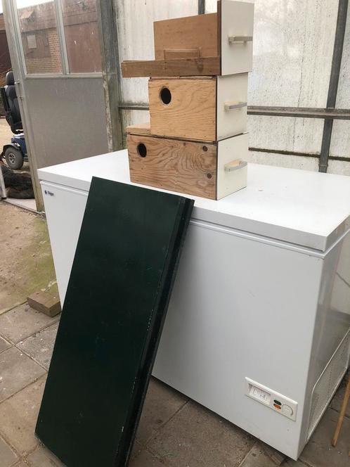 Te koop volière + nestkasten, Dieren en Toebehoren, Vogels | Hokken en Kooien, Ophalen