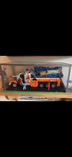 Lego Technic 42128 Heavy Tow Truck in Vitrine, Kinderen en Baby's, Speelgoed | Duplo en Lego, Ophalen, Zo goed als nieuw, Complete set