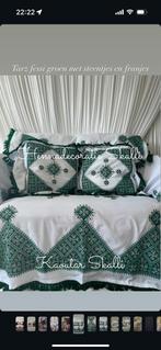 Tarz fessi groen met steentjes, Ophalen of Verzenden, Zo goed als nieuw, Groen, Accessoires