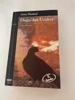 Doğu'dan Uzakta - Amin Maalouf (turks), Ophalen of Verzenden, Zo goed als nieuw
