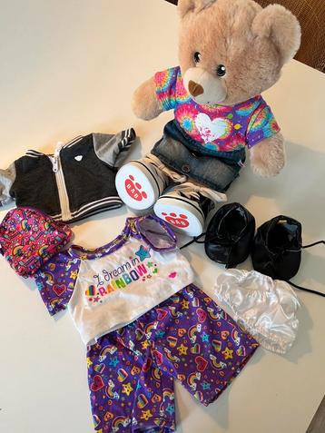 Teddybeer beschikbaar voor biedingen