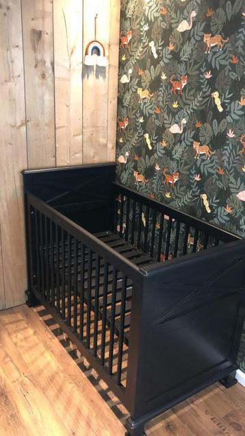 Kidsmill Ledikant & Commode - Zwart beschikbaar voor biedingen