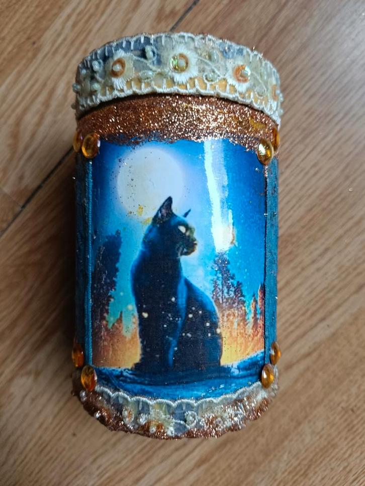 Black Cat - Maneschijn tafereel, Verzamelen, Dierenverzamelingen, Nieuw, Beeldje of Figuurtje, Hond of Kat, Ophalen of Verzenden