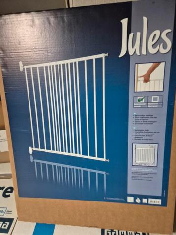 Jules traphekje. Nieuw in de doos beschikbaar voor biedingen