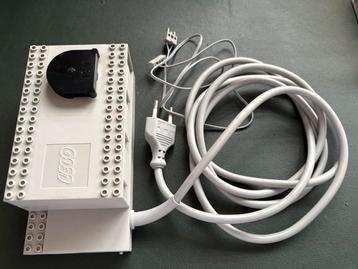 Lego 12v trein transformator plus kabel beschikbaar voor biedingen