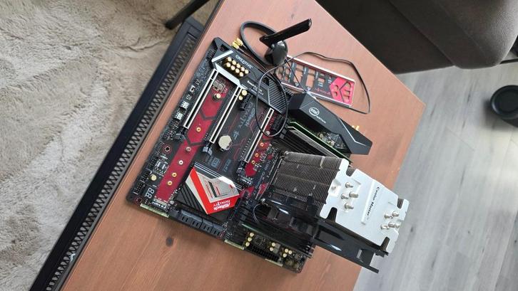 ASRock Fatal1ty X99 Professional moederbord + i7-5820K CPU, Computers en Software, Moederborden, Gebruikt, Intel, DDR4, Ophalen