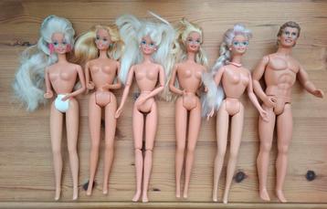 Barbies 90-er jaren, 6 stuks, incl. diverse toebehoren beschikbaar voor biedingen