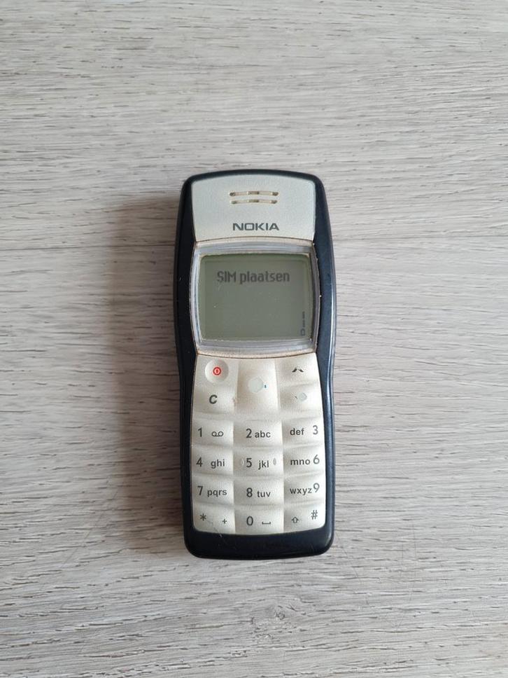 Zeldzame Nokia 1100 zwart in perfecte staat, Telecommunicatie, Mobiele telefoons | Hoesjes en Frontjes | Nokia, Zo goed als nieuw