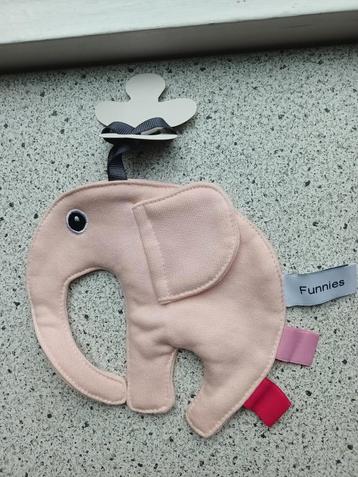 Knuffeldoekje olifant olifantje merk Funnies licht roze beschikbaar voor biedingen