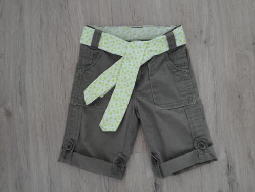 Kniebroekje van hetmerk "FRENDZ" in mt 110, Kinderen en Baby's, Kinderkleding | Maat 110, Zo goed als nieuw, Meisje, Broek, Ophalen of Verzenden