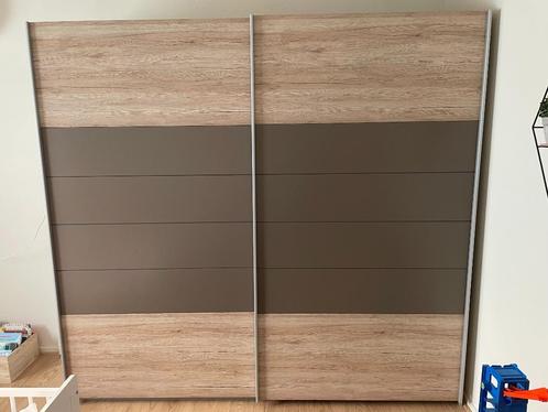 HACO kledingkast Schuifdeurkast Carré (226 cm), Huis en Inrichting, Kasten | Kledingkasten, Gebruikt, 200 cm of meer, 200 cm of meer