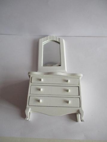 poppenhuis ladekast met losse spiegel beschikbaar voor biedingen