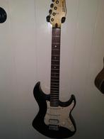 Yamaha EG 012, Ophalen of Verzenden, Zo goed als nieuw, Elektrische gitaar