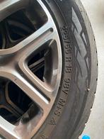 Mitsubishi Outlander Velgen + winterbanden 225/55R 18, Auto-onderdelen, Banden en Velgen, 18 inch, Gebruikt, Banden en Velgen