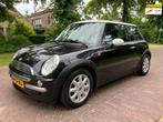 Mini Mini 1.6 Cooper Pepper met AIRCO, CENTRALE VERGRENDELIN, Voorwielaandrijving, Gebruikt, Zwart, 4 cilinders