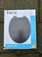 Toilet bril Tiger blackwash (nieuw, zit nog in verpakking), Huis en Inrichting, Overige typen, Ophalen of Verzenden, Zo goed als nieuw