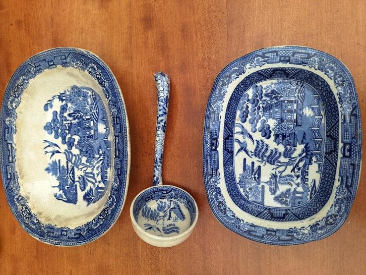 2 antieke schaaltjes en zeldzame sauslepel Willow - Engeland, Antiek en Kunst, Antiek | Servies los, Ophalen
