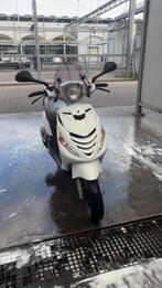 Piaggio Zip 2017 – Goed onderhouden & startklaar!, Fietsen en Brommers, Scooters | Piaggio, Ophalen, Zo goed als nieuw, Zip