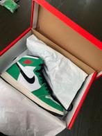 Nike Jordan 1 Lucky Green Maat 40 - Nieuwstaat!, Kleding | Heren, Schoenen, Overige kleuren, Ophalen of Verzenden, Sneakers of Gympen
