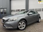 Volvo V40 2.0 D4 Summum Business Leder Trekhaak, Auto's, Volvo, Euro 5, Gebruikt, Beige, Regensensor
