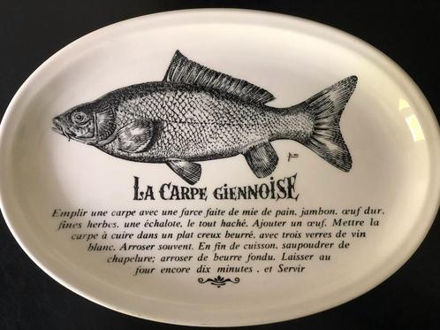 Vintage Gien visbord “La Carpe Giennoise”, Antiek en Kunst, Antiek | Keramiek en Aardewerk, Verzenden