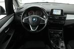 BMW 2-serie Gran Tourer 218i Centennial Executive | Trekhaak, Auto's, BMW, Voorwielaandrijving, 2-Serie Gran Tourer, Blauw, Origineel Nederlands