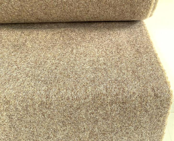 Camira Synergy LDS33; lichtbruin+beige; 8,5 meter meubelstof, Hobby en Vrije tijd, Stoffen en Lappen, Nieuw, Wol, 120 cm of meer