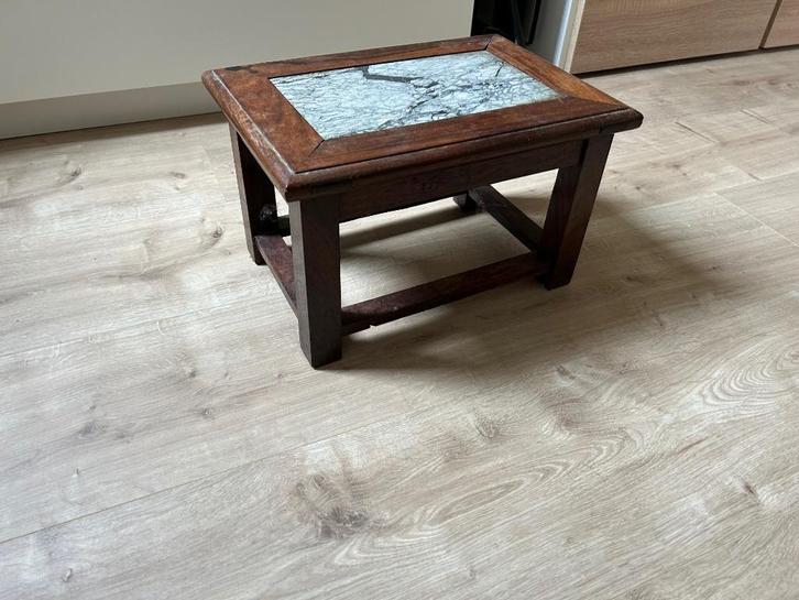 Antieke stoof met marmeren inleg, Antiek en Kunst, Antiek | Woonaccessoires, Ophalen