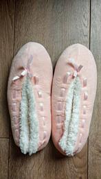 Nieuwe roze-witte sloffen, maat 36/37, Nieuw, Ophalen of Verzenden, Roze, Pantoffels of Sloffen
