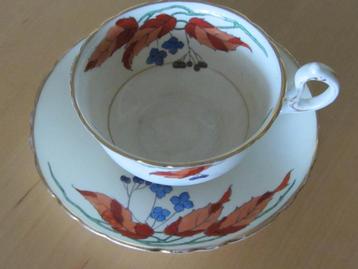 Plant Tuscan China 2 Engelse kopjes beschikbaar voor biedingen