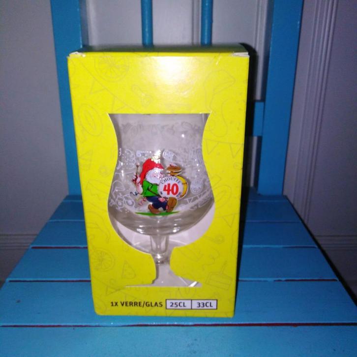 Brasserie d' Achouffe bierglas 40 jaar1x in doosje 1x zonder, Verzamelen, Biermerken, Zo goed als nieuw, Glas of Glazen, Overige merken
