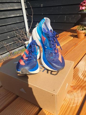Nieuwe hardlopen schoen  beschikbaar voor biedingen
