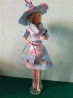 Kledingsetje voor Barbie, hoed,tas,rok en blousje, Ophalen of Verzenden, Gebruikt, Barbie