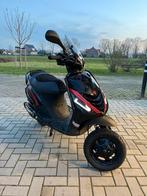Zip sp 70cc, Fietsen en Brommers, Scooters | Piaggio, Ophalen, Tweetakt, Maximaal 45 km/u, Zo goed als nieuw