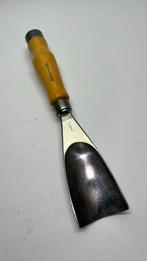 Berneguts pfeil 7-60 ( swiss made gutsen beitels beeldhouwen, Hobby en Vrije tijd, Cursusmateriaal, Ophalen of Verzenden, Zo goed als nieuw