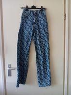 Vintage bloemen jeans van Stradivarius, Blauw, Ophalen of Verzenden, Zo goed als nieuw, W30 - W32 (confectie 38/40)