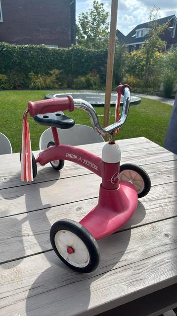 Echte radio flyer driewieler loopfiets beschikbaar voor biedingen