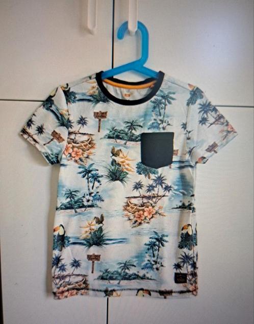 Shirt palmbomen van WE - maat 122 128, Kinderen en Baby's, Kinderkleding | Maat 122, Gebruikt, Jongen, Shirt of Longsleeve, Ophalen of Verzenden