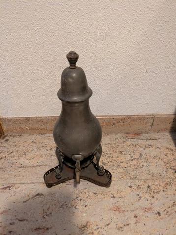 Antieke Tinnen Kraantjeskan beschikbaar voor biedingen