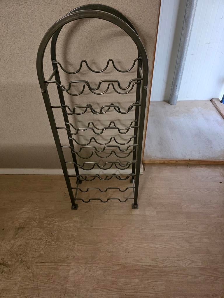 Metalen wijnrek voor 24 flessen, Ophalen, Gebruikt, 50 tot 75 cm, 15 tot 25 flessen