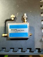 Tektronix 492 spectrum analyzer, Ophalen, Gebruikt, Info@tek.com, Tektronix 492 is a spectrum analyzer