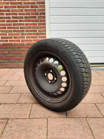 Winterbanden set 185/60 R15 met Velg beschikbaar voor biedingen